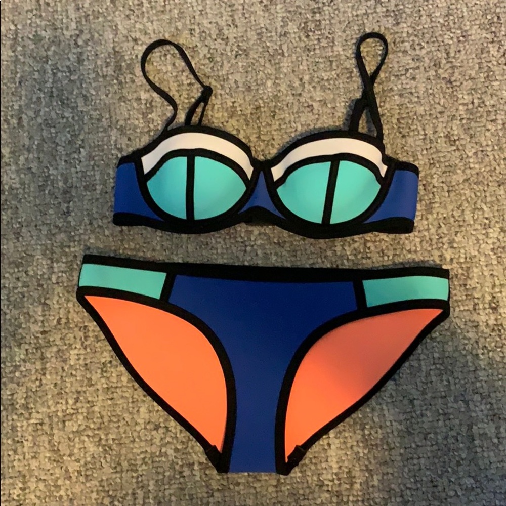 Triangl Bikini